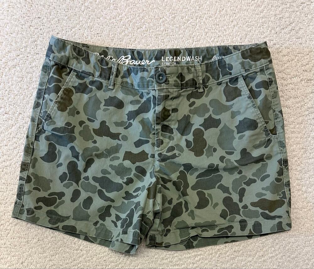 Eddie Bauer Womens Legend Wash Boyfriend Stretch Shorts Size 8